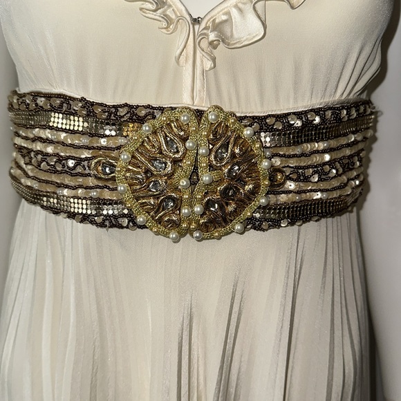 Meghan Fabulous LA *Carlin* ivory silk embellished pleated dress 2 - Picture 4 of 8